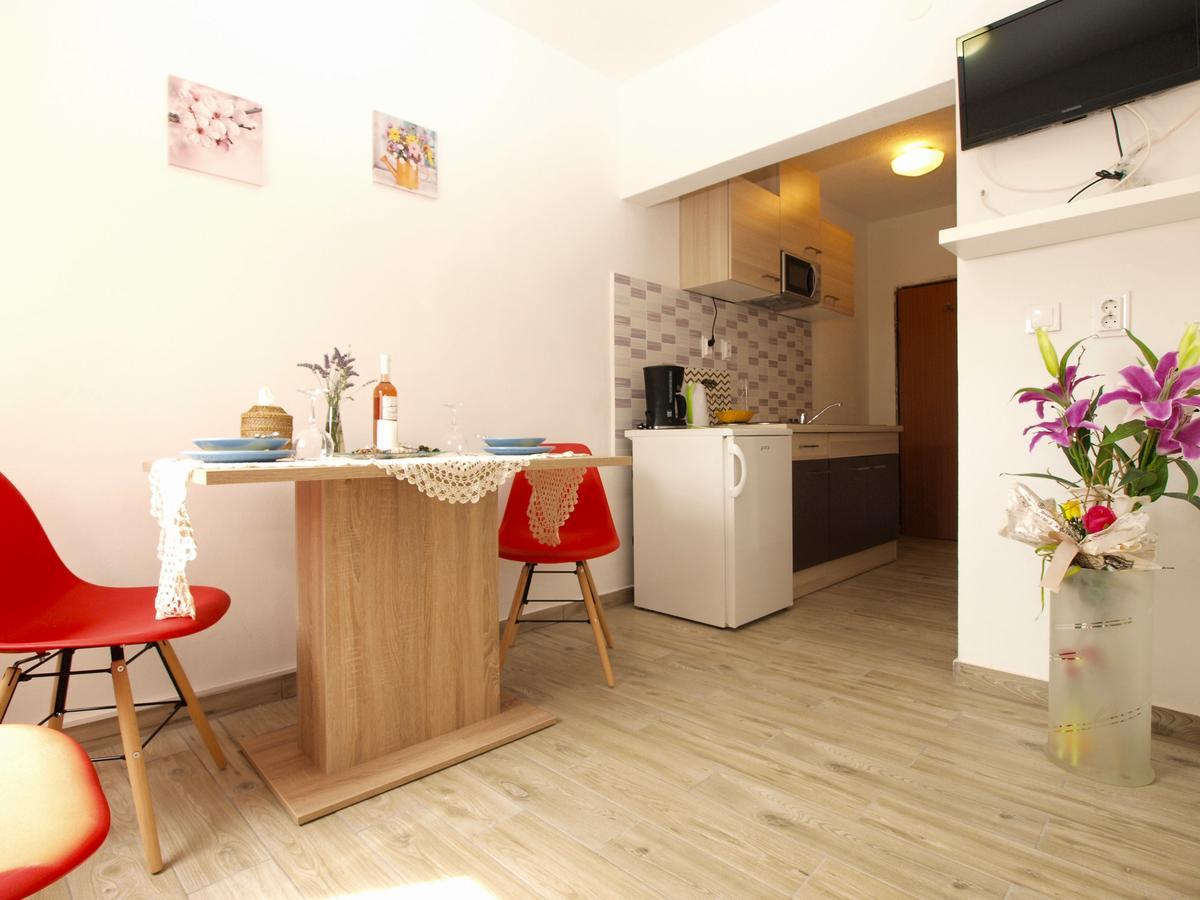 Apartments Davor 1676 Banjole Exterior foto