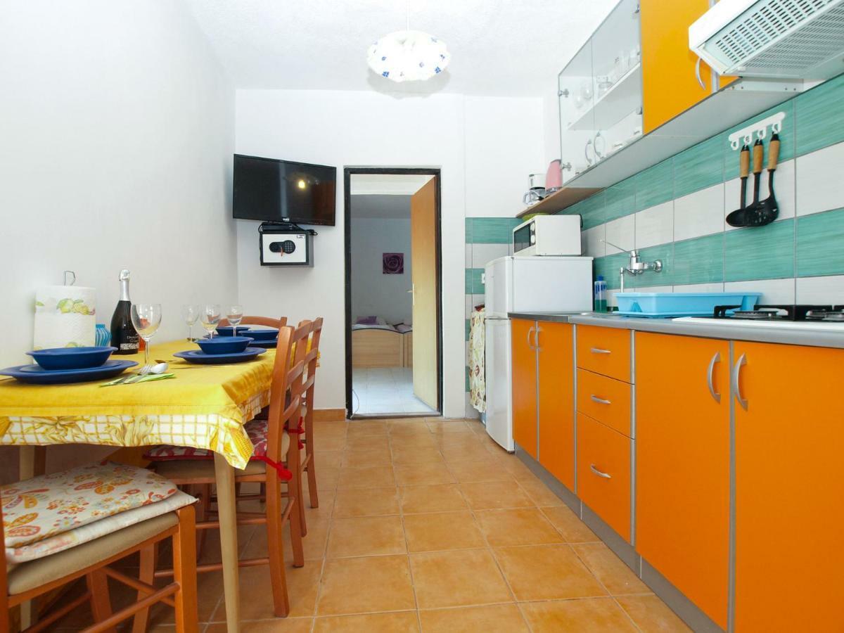 Apartments Davor 1676 Banjole Exterior foto